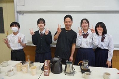 第1回カフェ部③300px×200px.png