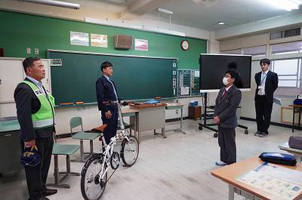 交通安全教室.jpg