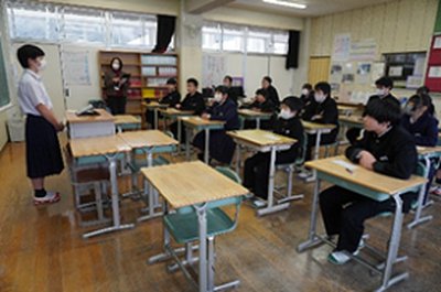 中学校3年生自己表現発表会①275px182px.png
