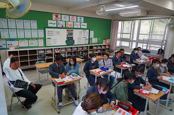 参観日２年.jpg