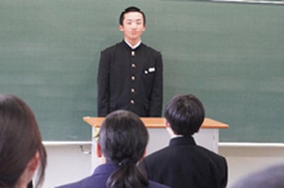 生徒総会①220px×136px.png