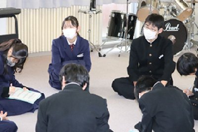 3年生入試報告会②275px×183px.png
