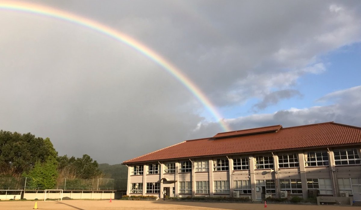 川地中学校2