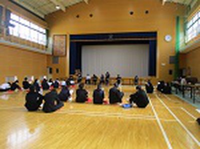 生徒総会写真③.jpg