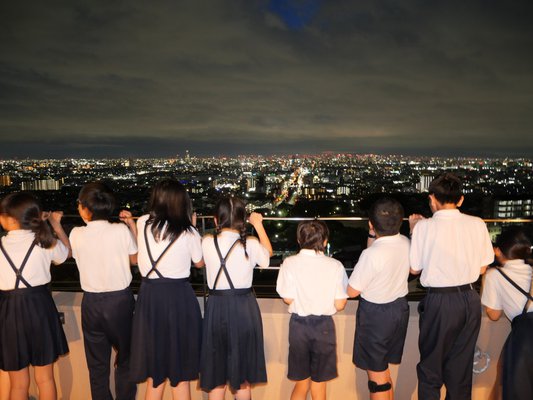 ホテルセイリュウの夜景.jpg