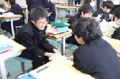授業参観①275px183px.png