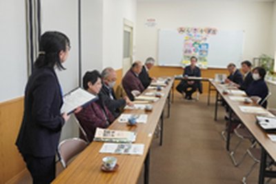 学校評価委員会・学校運営協議会開催①210px140px.png